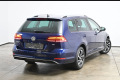 VOLKSWAGEN Golf SW