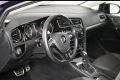 VOLKSWAGEN Golf SW