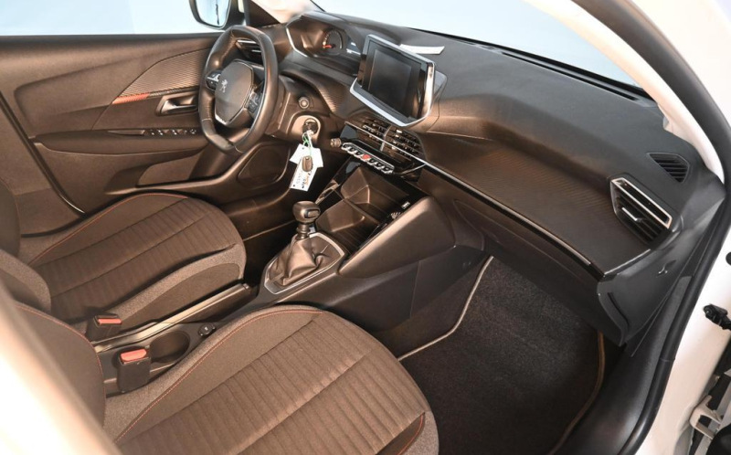 PEUGEOT 208 PEUGEOT 208