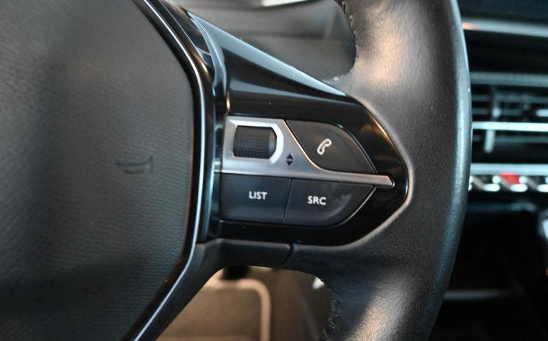 PEUGEOT 208 PEUGEOT 208