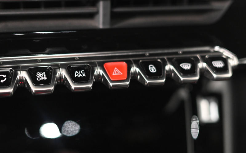 PEUGEOT 2008 PEUGEOT 2008