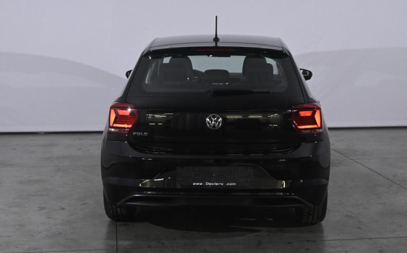 VOLKSWAGEN Polo VOLKSWAGEN Polo