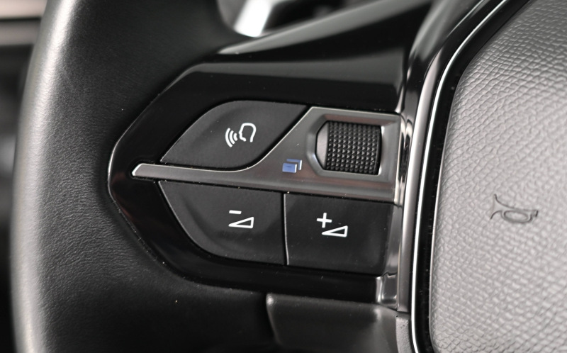 PEUGEOT 3008 PEUGEOT 3008