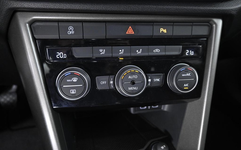 VOLKSWAGEN T-Roc VOLKSWAGEN T-Roc