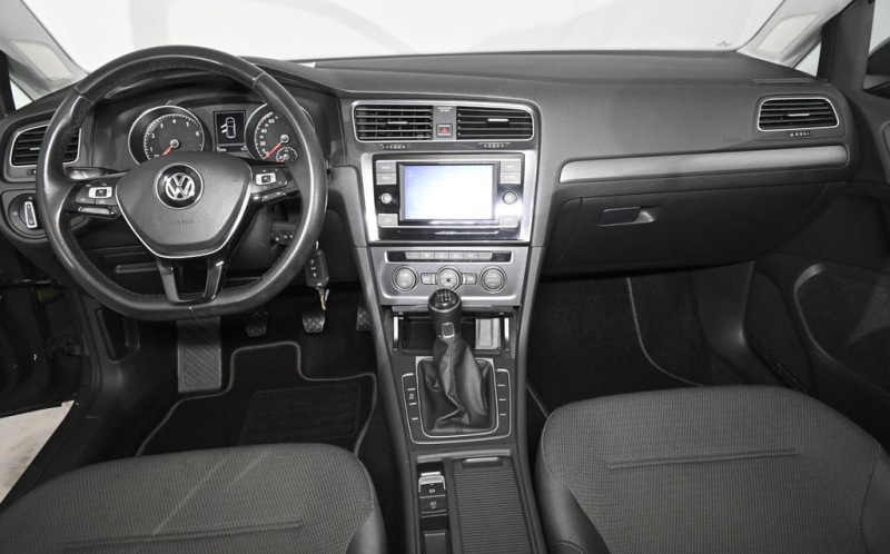 VOLKSWAGEN Golf VOLKSWAGEN Golf