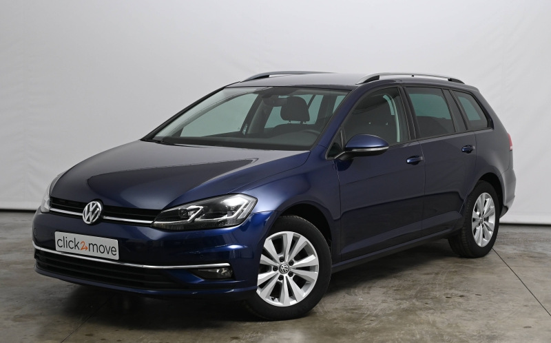 VOLKSWAGEN Golf SW