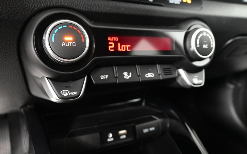 KIA Stonic KIA Stonic