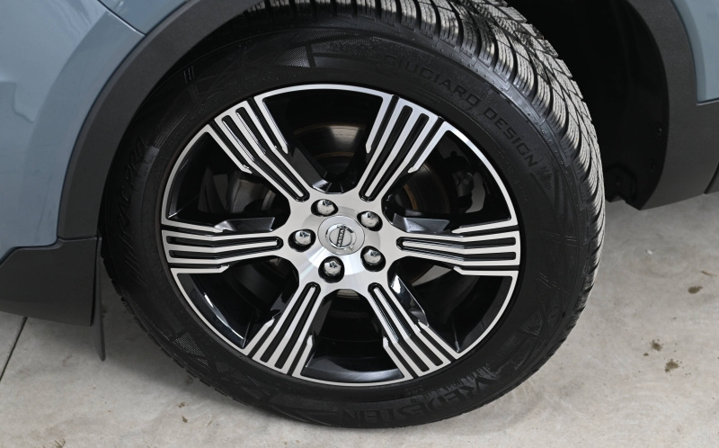 VOLVO XC40 VOLVO XC40