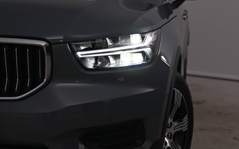 VOLVO XC40 VOLVO XC40