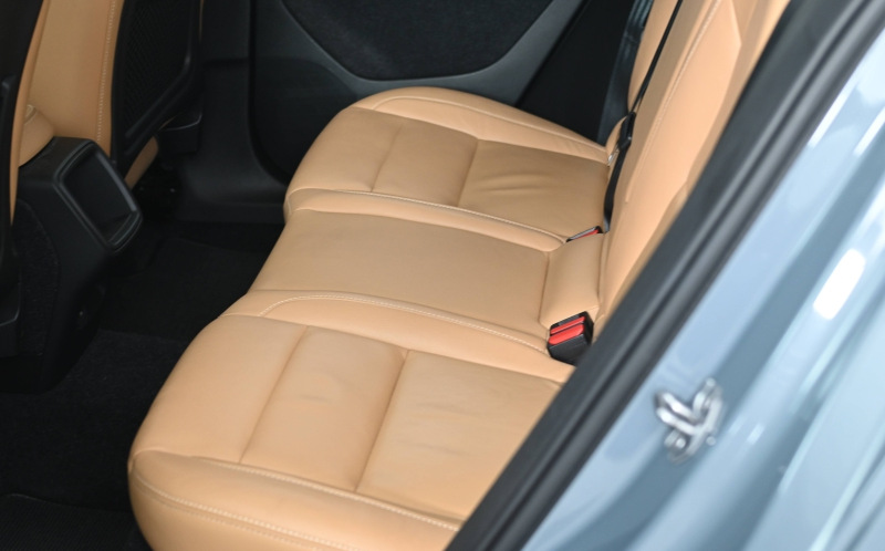 VOLVO XC40 VOLVO XC40