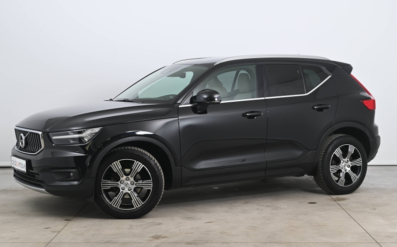 VOLVO XC40 VOLVO XC40