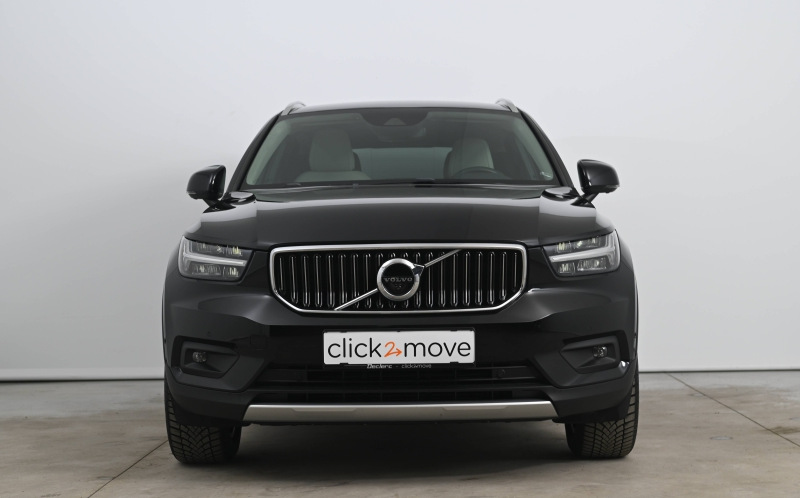 VOLVO XC40 VOLVO XC40