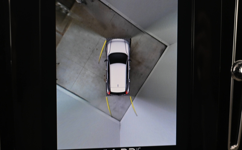 VOLVO XC40 VOLVO XC40