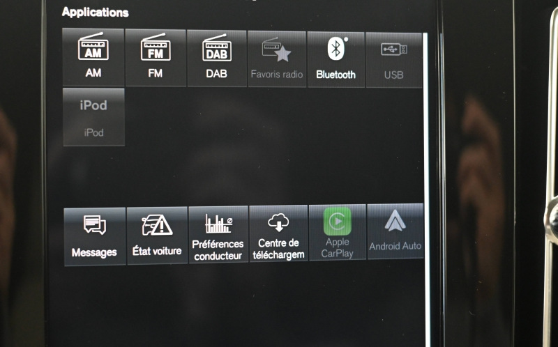 VOLVO XC40 VOLVO XC40