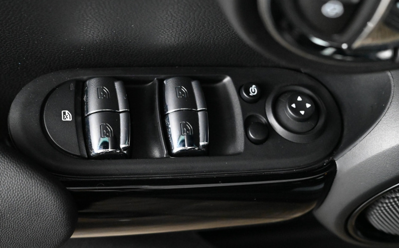 MINI Mini 5 Portes MINI Mini 5 Portes