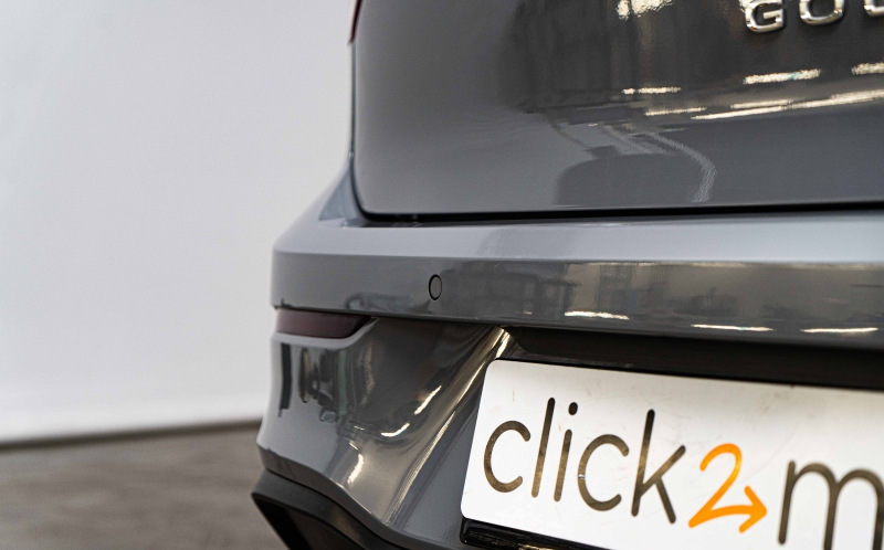 VOLKSWAGEN Golf VOLKSWAGEN Golf