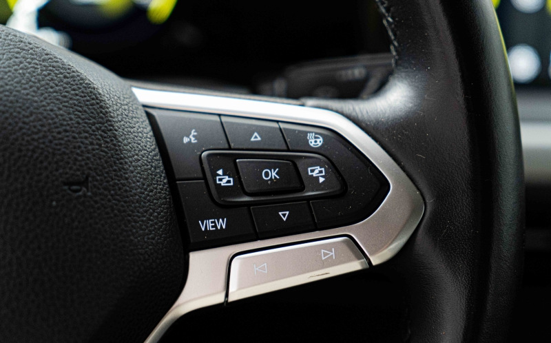 VOLKSWAGEN Golf VOLKSWAGEN Golf