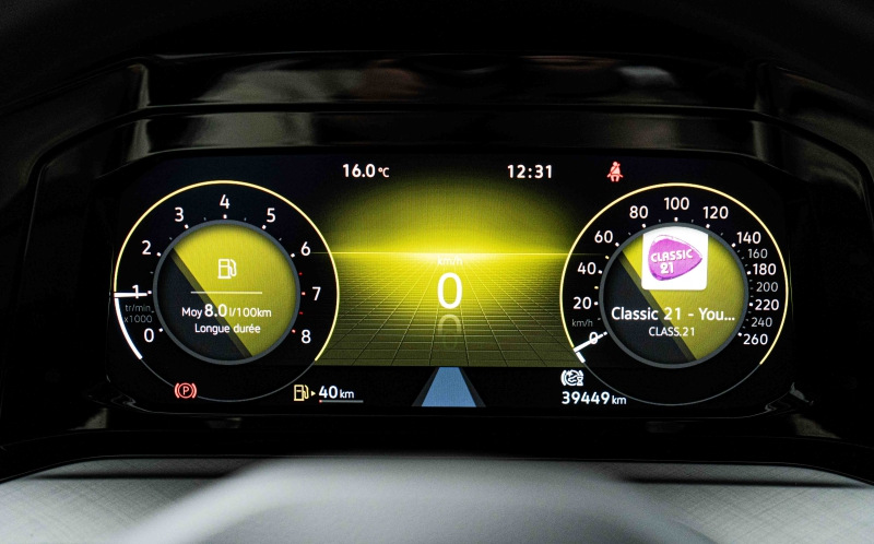 VOLKSWAGEN Golf VOLKSWAGEN Golf