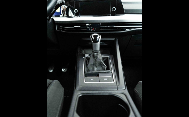 VOLKSWAGEN Golf VOLKSWAGEN Golf