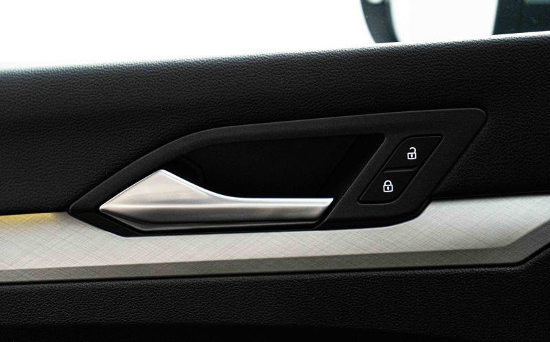 VOLKSWAGEN Golf VOLKSWAGEN Golf