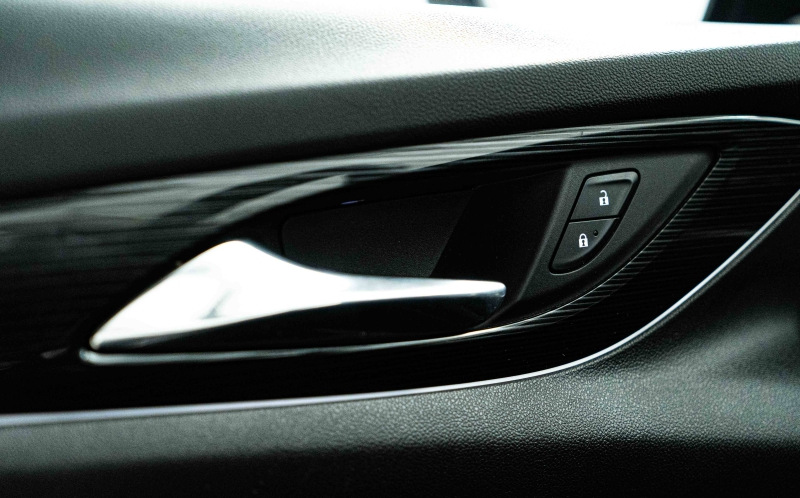 OPEL Insignia Grand Sport OPEL Insignia Grand Sport