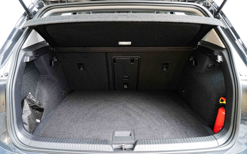 VOLKSWAGEN Golf VOLKSWAGEN Golf