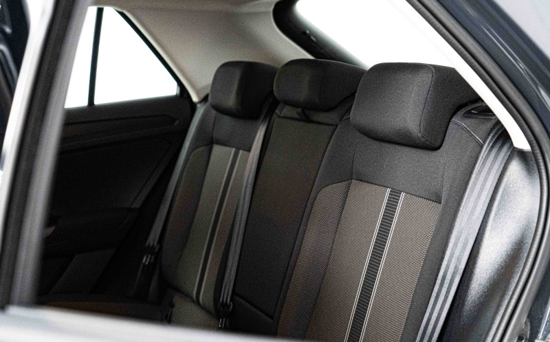 VOLKSWAGEN T-Roc VOLKSWAGEN T-Roc