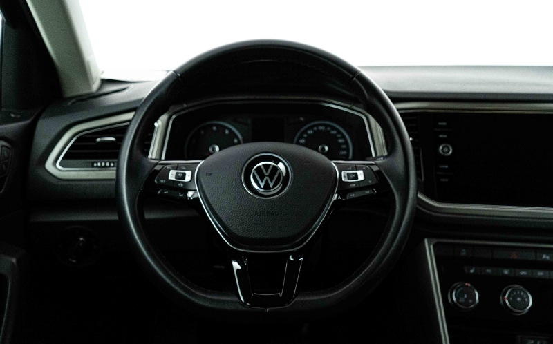 VOLKSWAGEN T-Roc VOLKSWAGEN T-Roc