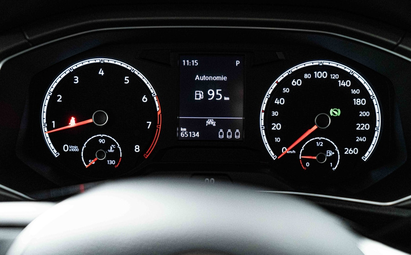 VOLKSWAGEN T-Roc VOLKSWAGEN T-Roc