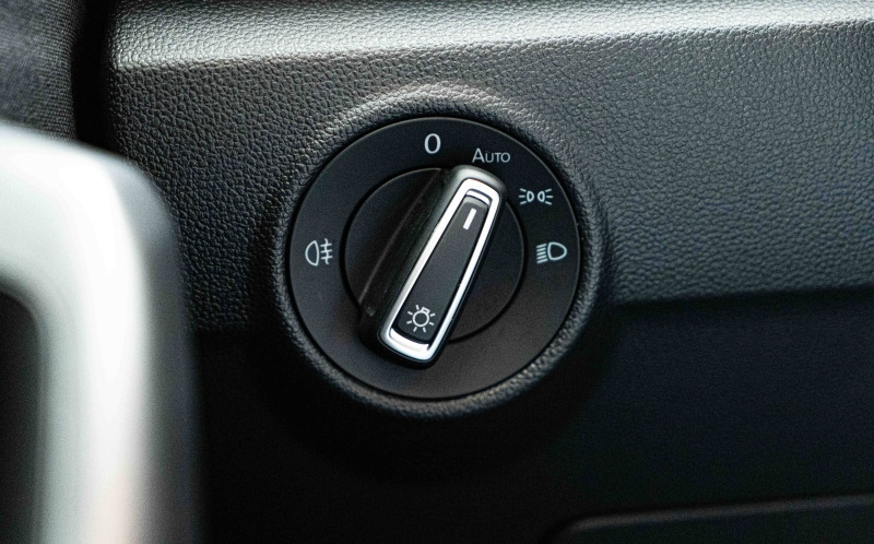 VOLKSWAGEN T-Roc VOLKSWAGEN T-Roc