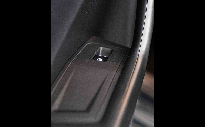 VOLKSWAGEN T-Roc VOLKSWAGEN T-Roc