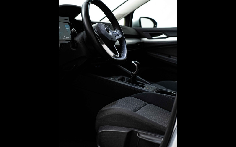 VOLKSWAGEN Golf VOLKSWAGEN Golf