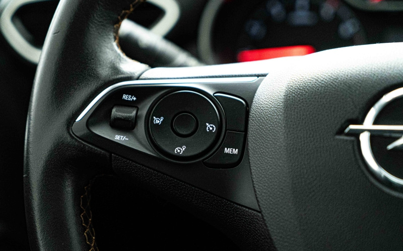 OPEL Crossland X OPEL Crossland X