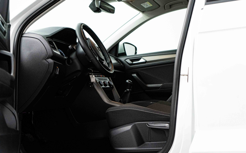 VOLKSWAGEN T-Roc VOLKSWAGEN T-Roc