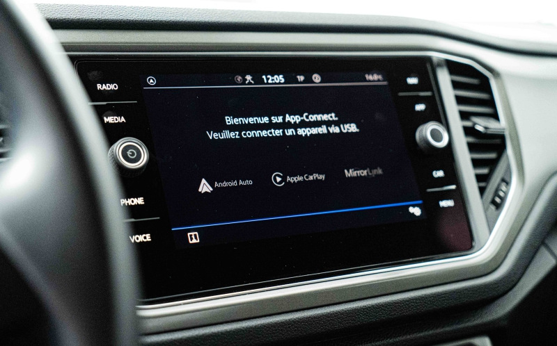 VOLKSWAGEN T-Roc VOLKSWAGEN T-Roc