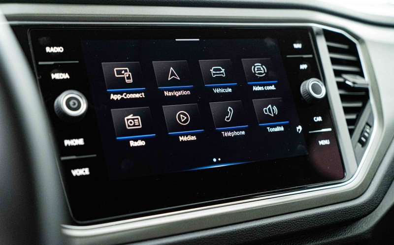 VOLKSWAGEN T-Roc VOLKSWAGEN T-Roc