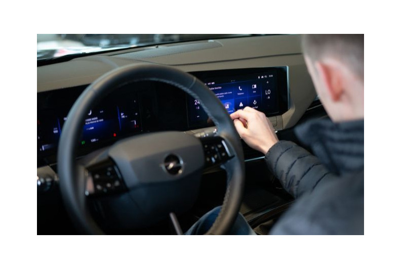 Conseils pour vérifier une voiture d’occasion avant l’achat