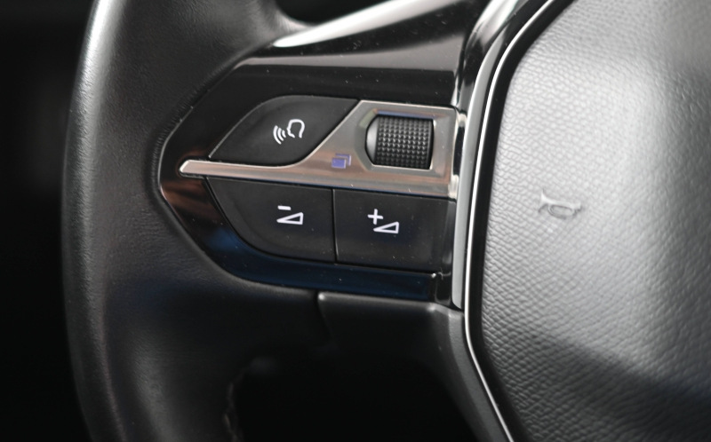 PEUGEOT 3008 PEUGEOT 3008
