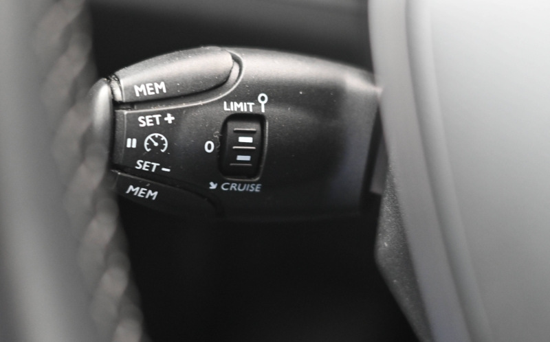 PEUGEOT 3008 PEUGEOT 3008