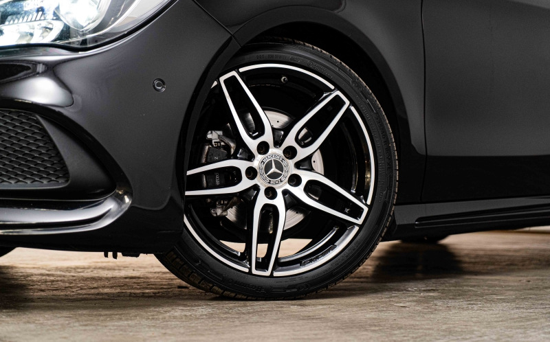 MERCEDES-BENZ CLA Shooting Brake