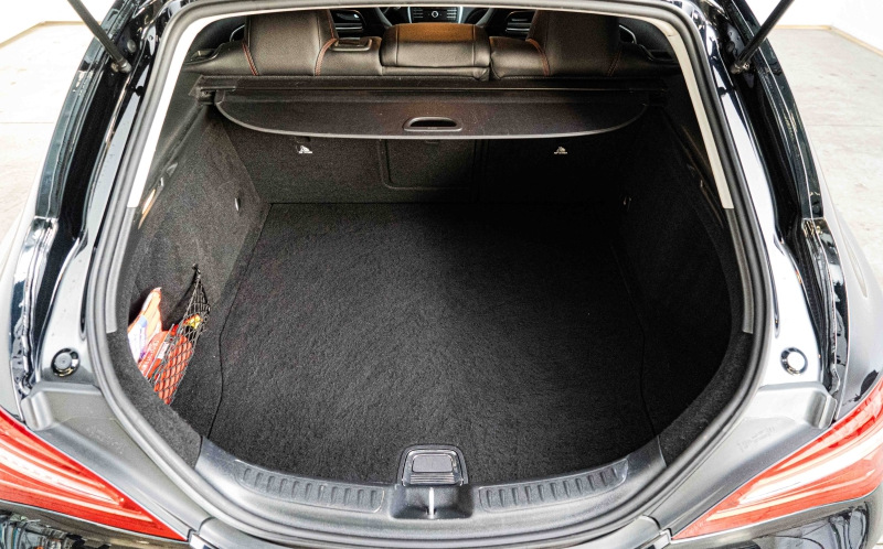 MERCEDES-BENZ CLA Shooting Brake