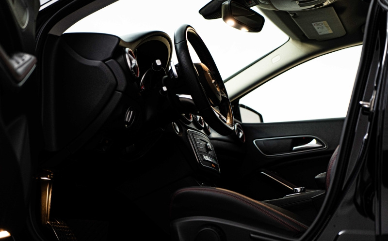 MERCEDES-BENZ CLA Shooting Brake