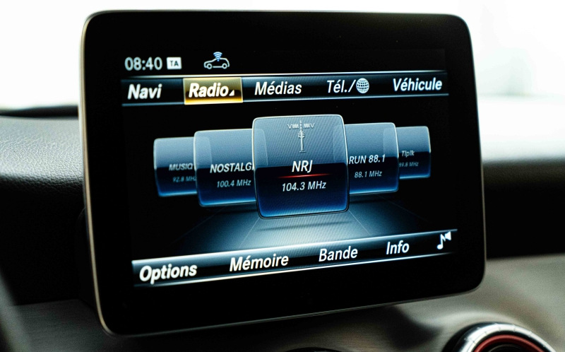 MERCEDES-BENZ CLA Shooting Brake