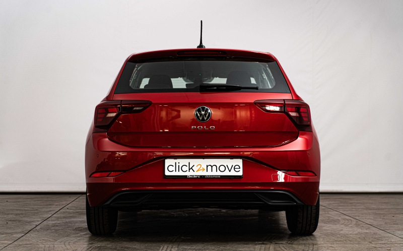 VOLKSWAGEN Polo