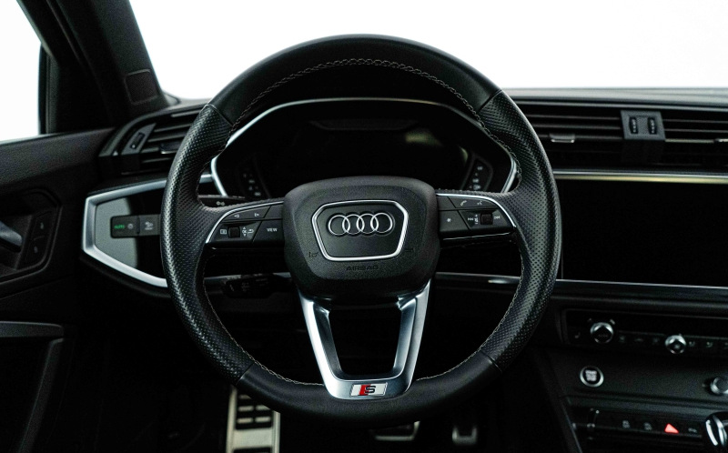 AUDI Q3 AUDI Q3