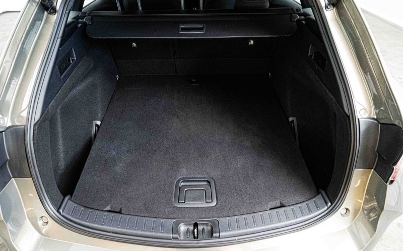 TOYOTA Corolla Touring Spt