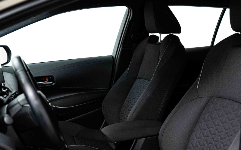 TOYOTA Corolla Touring Spt