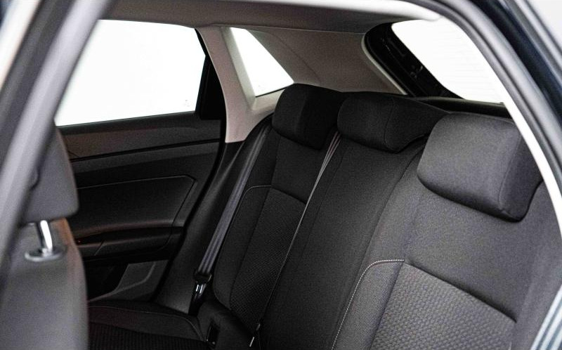 VOLKSWAGEN Polo VOLKSWAGEN Polo