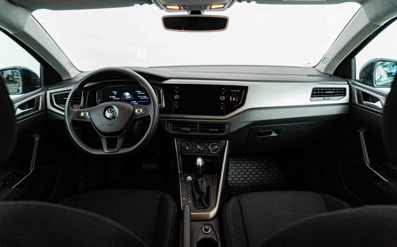 VOLKSWAGEN Polo VOLKSWAGEN Polo