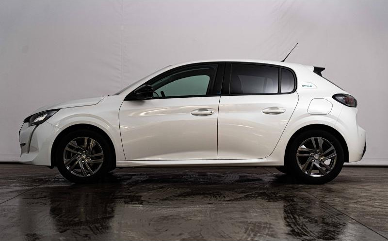 PEUGEOT 208 PEUGEOT 208